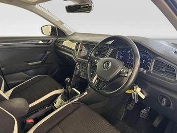 Volkswagen T-Roc 1.5 TSI GPF EVO SEL SUV 5dr Petrol Manual Euro 6 (s/s) (150 ps)