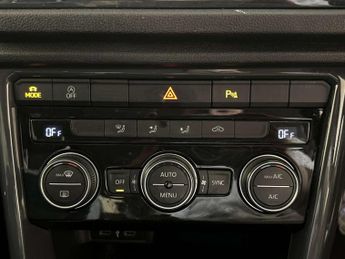 Volkswagen T-Roc 1.5 TSI GPF EVO SEL SUV 5dr Petrol Manual Euro 6 (s/s) (150 ps)