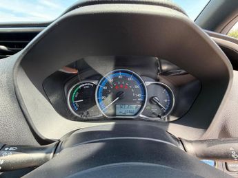Toyota Yaris 1.5 VVT-h Design E-CVT Euro 6 5dr