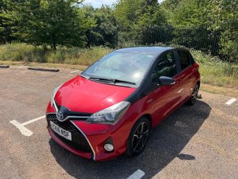 Toyota Yaris 1.5 VVT-h Design E-CVT Euro 6 5dr
