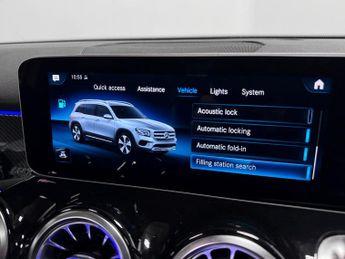 Mercedes-Benz GLB 2.0 GLB220d AMG Line (Premium Plus) SUV 5dr Diesel 8G-DCT 4MATIC