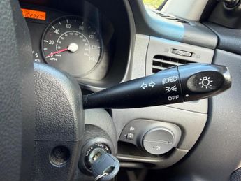 Kia Rio 1.4 Ice 5dr