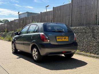 Kia Rio 1.4 Ice 5dr