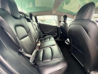 Tesla Model 3 (Dual Motor) Long Range Auto 4WDE 4dr
