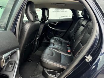 Volvo V40 Cross Country 2.0 D2 Lux Auto Euro 6 (s/s) 5dr