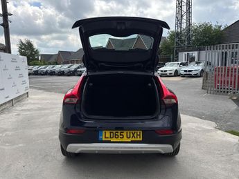 Volvo V40 Cross Country 2.0 D2 Lux Auto Euro 6 (s/s) 5dr