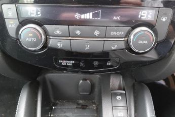 Nissan Qashqai 1.3 DiG-T 160 [157] Acenta Premium 5dr DCT