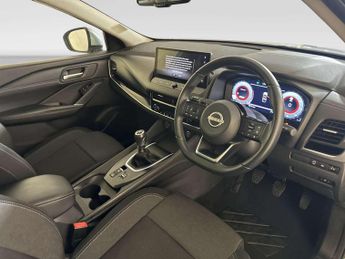 Nissan Qashqai 1.3 DIG-T MHEV N-Connecta SUV 5dr Petrol Hybrid Manual Euro 6 (s