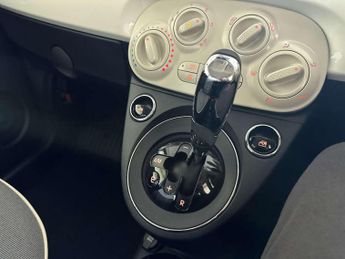 Fiat 500 1.2 Lounge Hatchback 3dr Petrol Dualogic Euro 6 (s/s) (69 bhp)