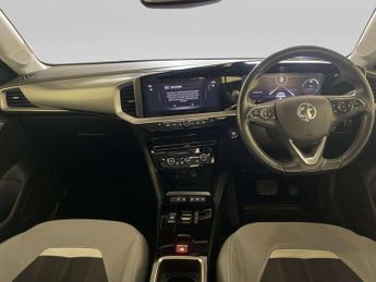 Vauxhall Mokka Electric 50kWh Elite Premium SUV 5dr Electric Auto (136 ps)