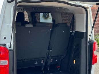Toyota PROACE Verso 1.5D Shuttle Medium MPV 5dr Diesel Manual MWB Euro 6 (s/s) (9 Se