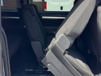 Toyota PROACE Verso 1.5D Shuttle Medium MPV 5dr Diesel Manual MWB Euro 6 (s/s) (9 Se