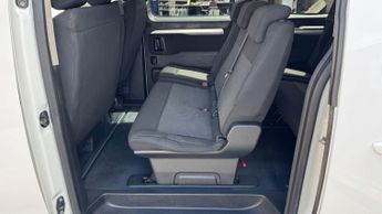 Toyota PROACE Verso 1.5D Shuttle Medium MPV 5dr Diesel Manual MWB Euro 6 (s/s) (9 Se