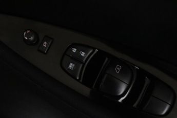 Nissan Leaf 39kWh N-Connecta Auto 5dr
