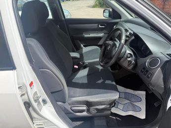 Suzuki Swift 1.5 SZ4 5dr