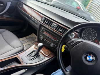 BMW 3 Series 2.0 320i SE Touring Auto Euro 4 5dr