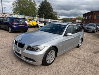 BMW 3 Series 2.0 320i SE Touring Auto Euro 4 5dr