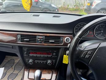 BMW 3 Series 2.0 320i SE Touring Auto Euro 4 5dr