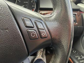BMW 3 Series 2.0 320i SE Touring Auto Euro 4 5dr