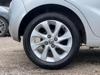 Vauxhall Viva 1.0i SL Euro 6 5dr