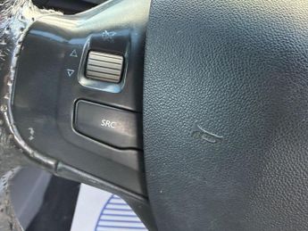 Peugeot 208 1.2 VTi Allure Euro 5 3dr