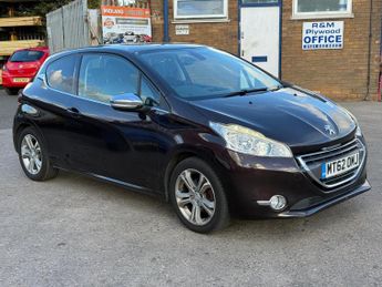 Peugeot 208 1.2 VTi Allure Euro 5 3dr
