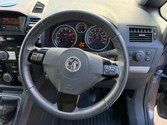 Vauxhall Zafira 1.6 16V Exclusiv Euro 5 5dr