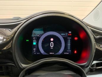 Fiat 500e 42kWh Icon Auto 3dr