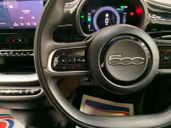 Fiat 500e 42kWh Icon Auto 3dr