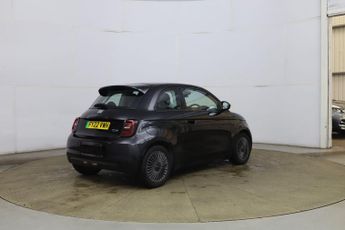 Fiat 500e 42kWh Icon Auto 3dr