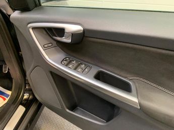 Volvo XC60 2.0 D4 R-Design Nav Auto Euro 6 (s/s) 5dr