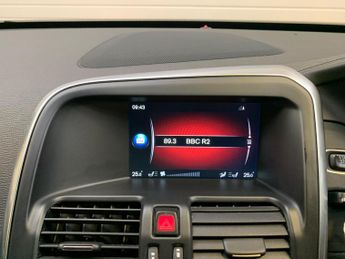 Volvo XC60 2.0 D4 R-Design Nav Auto Euro 6 (s/s) 5dr
