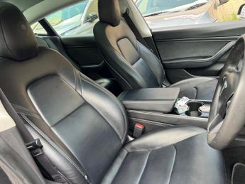Tesla Model 3 (Dual Motor) Long Range Auto 4WDE 4dr