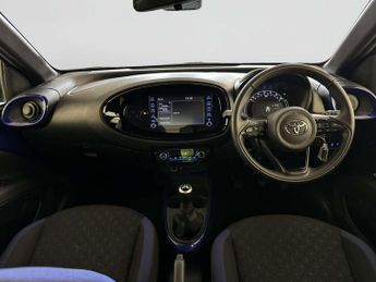 Toyota Aygo X 1.0 VVT-i Edge Hatchback 5dr Petrol Manual Euro 6 (s/s) (72 ps)