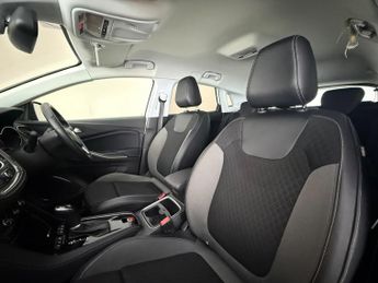 Vauxhall Grandland X 1.2 Turbo SRi Nav Auto Euro 6 (s/s) 5dr
