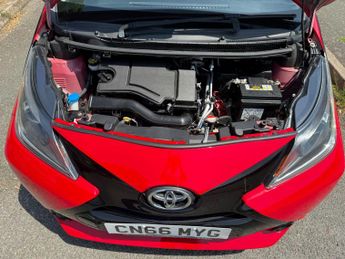 Toyota AYGO 1.0 VVT-i x-pression x-shift Euro 6 5dr