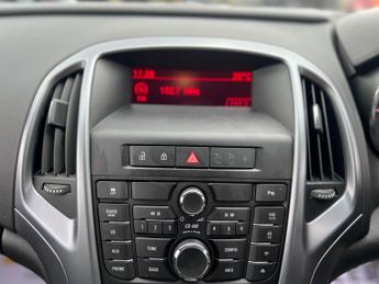 Vauxhall Astra 1.6i Design Auto Euro 6 5dr