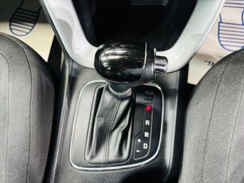 Kia Ceed 1.6 CRDi 2 Auto Euro 5 5dr