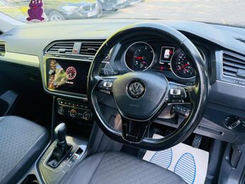 Volkswagen Tiguan 2.0 TDI SE Navigation DSG Euro 6 (s/s) 5dr