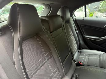 Mercedes-Benz A Class 1.6 A180 Sport Hatchback 5dr Petrol 7G-DCT Euro 6 (s/s) (122 ps)