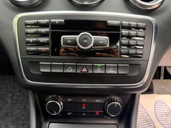 Mercedes-Benz A Class 1.6 A180 Sport Hatchback 5dr Petrol 7G-DCT Euro 6 (s/s) (122 ps)