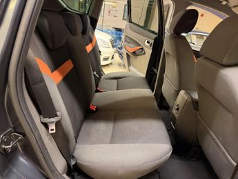 Ford Kuga 2.0 TDCi Zetec 2WD Euro 4 5dr