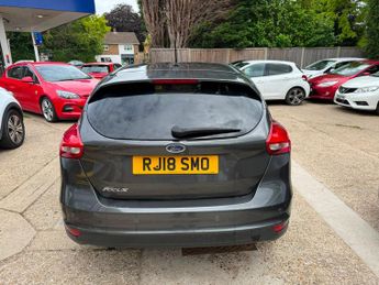 Ford Focus 1.0T EcoBoost Zetec Edition Auto Euro 6 (s/s) 5dr