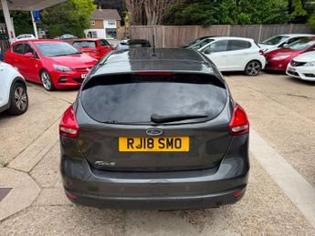 Ford Focus 1.0T EcoBoost Zetec Edition Auto Euro 6 (s/s) 5dr