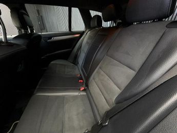 Mercedes-Benz C Class 2.1 C220 CDI AMG Sport Edition G-Tronic+ Euro 5 (s/s) 5dr