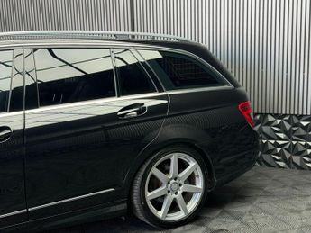 Mercedes-Benz C Class 2.1 C220 CDI AMG Sport Edition G-Tronic+ Euro 5 (s/s) 5dr