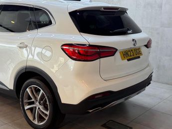 MG MG HS 1.5 T-GDI Exclusive DCT Euro 6 (s/s) 5dr