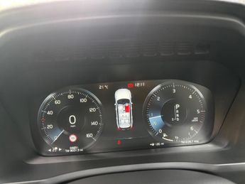 Volvo XC90 2.0 D5 PowerPulse R-Design Pro Auto 4WD Euro 6 (s/s) 5dr