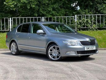 Skoda Superb 2.0 TDI Elegance DSG Euro 5 (s/s) 5dr