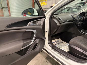 Vauxhall Insignia 2.0 CDTi SRi Nav Euro 6 (s/s) 5dr